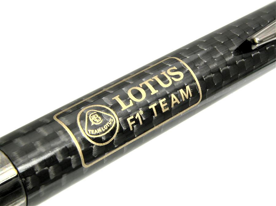 Printed Stylus with carbon fibre weave patterned barrel
